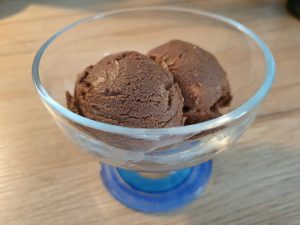 Coupe de glace au chocolat