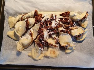 Torsade au chocolat noir, amande et noisette-façonnage 5