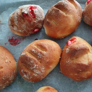 Briochettes aux pralines roses-façonnage