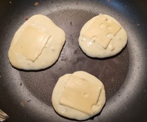 Blinis à l'Emmental francais - façonnage 2