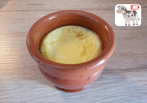 Crème aux oeufs sur lit de caramel