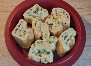 Chinois à la pistache et aux pépites de chocolat noir - faconnage 6