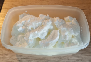 Île flottante aux fruits rouges - façonnage 2