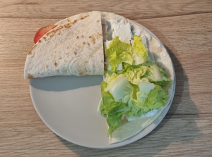 Wrap poulet et crudité express - façonnage 5