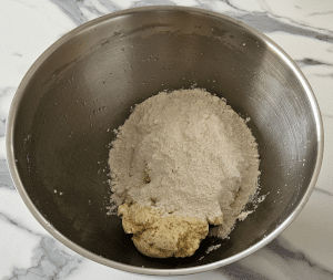 Palets bretons aux pépites de Chocolat noir - façonnage 3