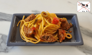 Spaghettoni au Bœuf à la tomate et olive verte