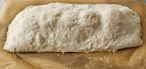 Fougasse aux Légumes du soleil et au Bacon - façonnage 11