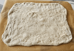 Fougasse aux Légumes du soleil et au Bacon - façonnage 5