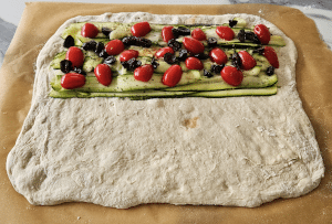 Fougasse aux Légumes du soleil et au Bacon - façonnage 8