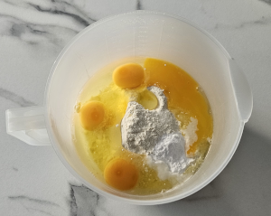 Cake au Lait concentré - étape 1