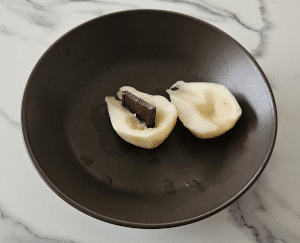 Poire feuilletée au cœur Chocolat noir - étape 2