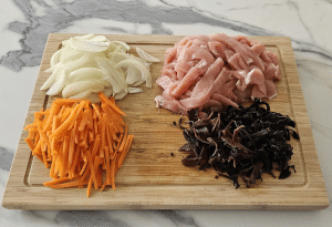 Soba sauté au Porc - étape 1