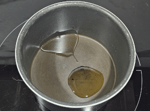 Oignons confits au Vinaigre Balsamique - étape 1