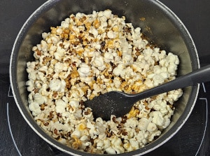 Pop-corn au Caramel au beurre salé - étape 8