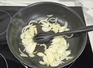 Rigatoni et Aiguillettes de Poulet au Parmesan - étape 4