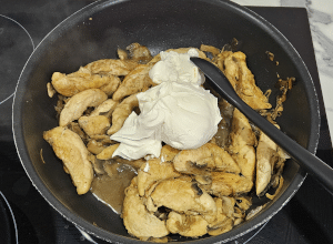 Rigatoni et Aiguillettes de Poulet au Parmesan - étape 8