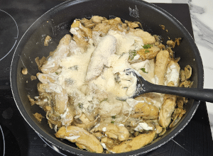 Rigatoni et Aiguillettes de Poulet au Parmesan - étape 9