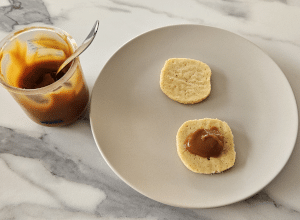 Sablés fourrés au Caramel au Beurre salé - étape 12