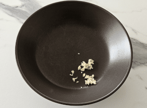 Tzatziki pauvre en lactose - étape 1