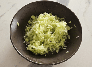 Tzatziki pauvre en lactose - étape 2