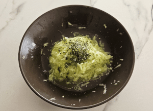 Tzatziki pauvre en lactose - étape 4
