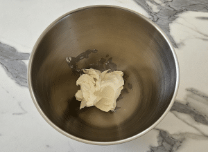 Sundae au Caramel beurre salé et Cacahuète - étape 1