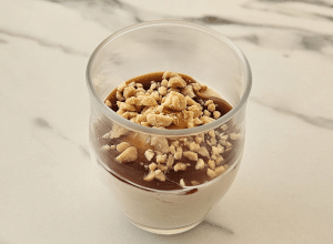 Sundae au Caramel beurre salé et Cacahuète - étape 10