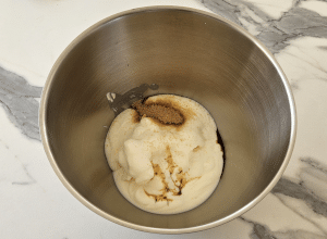 Sundae au Caramel beurre salé et Cacahuète - étape 4