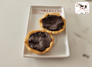 Tartelettes au Chocolat noir et éclats de Caramel