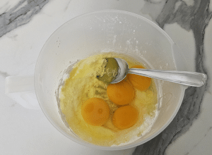 Clafoutis à la Tomate, au Jambon et aux Olives - étape 2