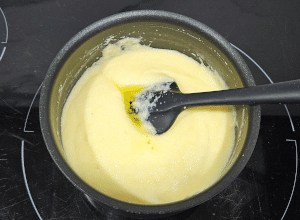 Polenta aux Tomates séchées, Câpres et Olives - étape 5