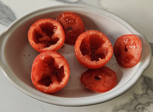 Œuf cocotte en robe de Tomate - étape 4