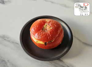Œuf cocotte en robe de Tomate