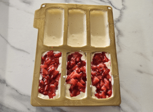 Bûche glacée aux Fraises - étape 11