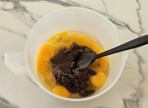 Mini-cake Chocolat et Pomme - étape 6