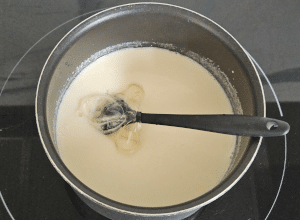 Œil de Panna cotta d'Halloween - étape 7