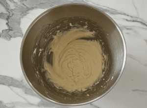 Bûche glacée à la Confiture de Lait - étape 5